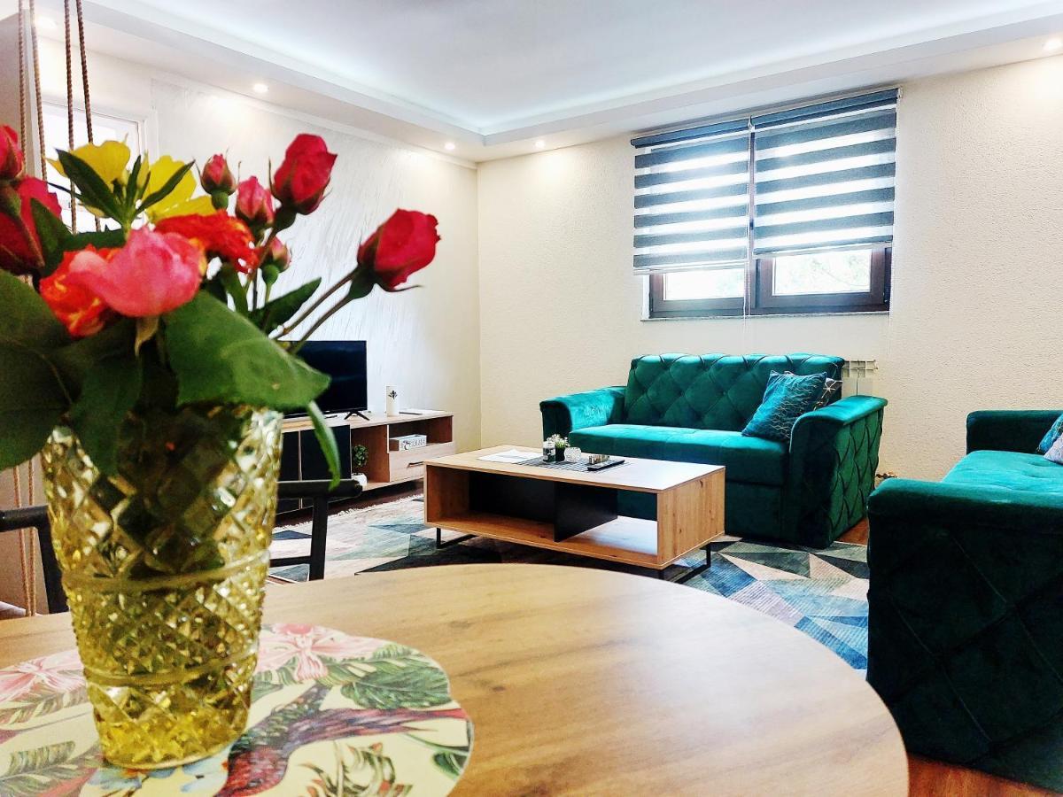 Apartman Dm Saraievo Exterior foto